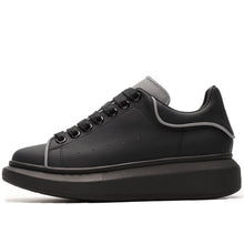 Load image into Gallery viewer, Men Shoe